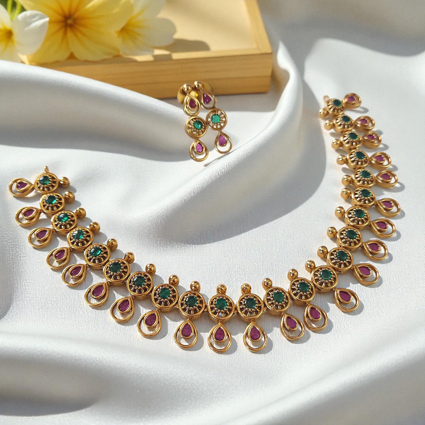 Teardrop Necklace Set With Ruby Emarald Stones