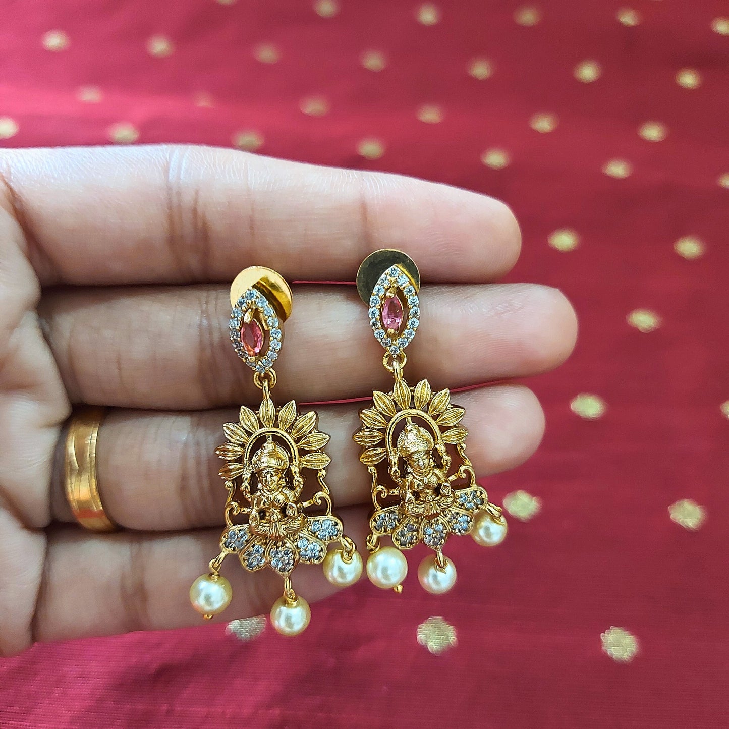 Lakshmi Devi Traditional Necklace Set