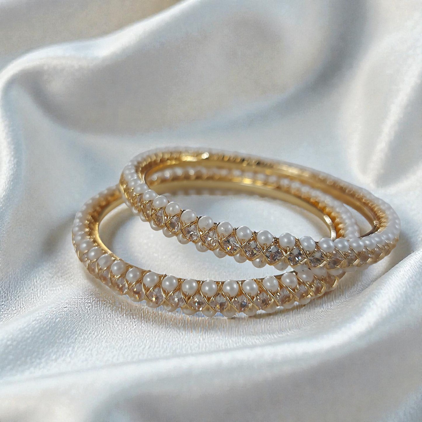 Pearl Line Bangle Pair