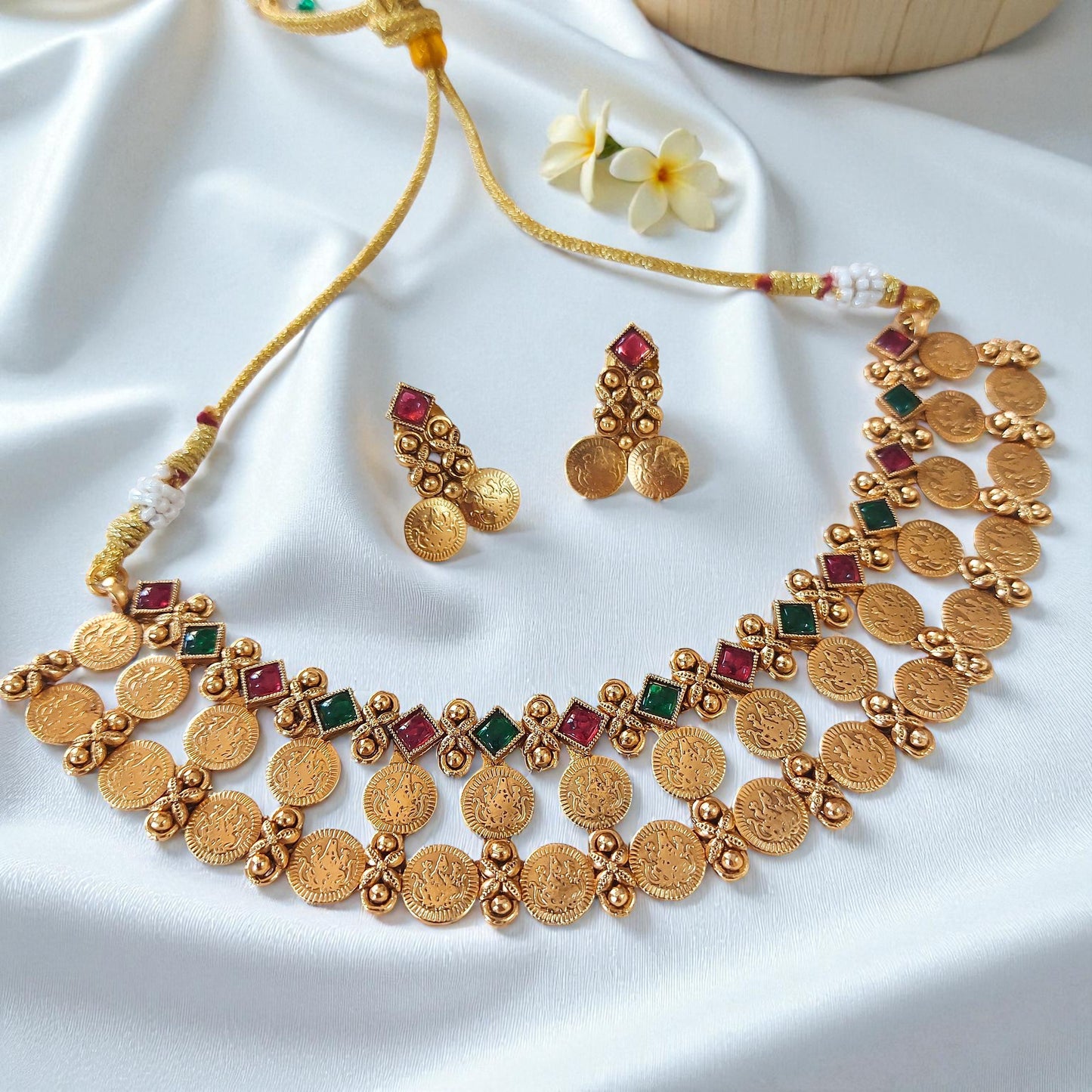 Kasumala Charm Necklace Set