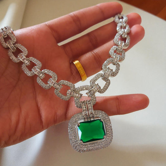 Emerald Link Elegance Set