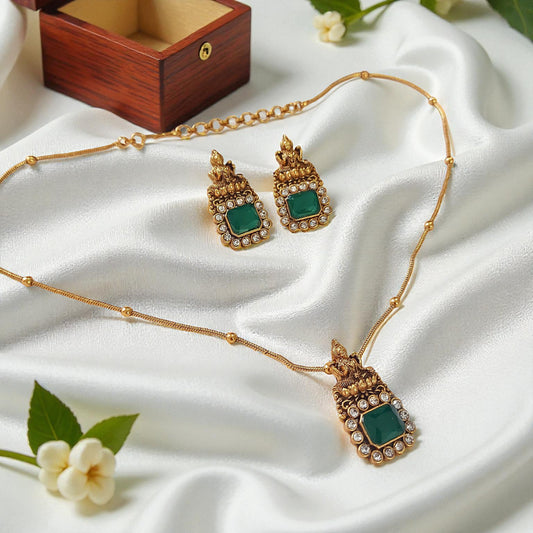 Lakshmi Pendant Set With Thin Chain