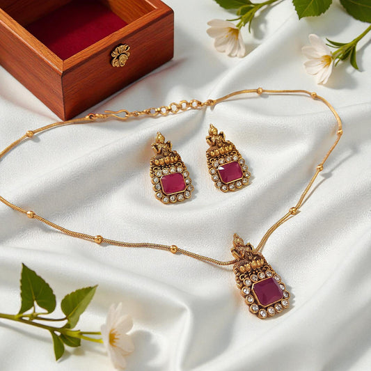 Lakshmi Pendant Set With Thin Chain